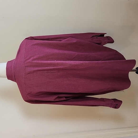 Izod Men's Maroon & White Small Check, Poplin, Button-Down, Collar Shirt Size XL - Picture 4 of 10